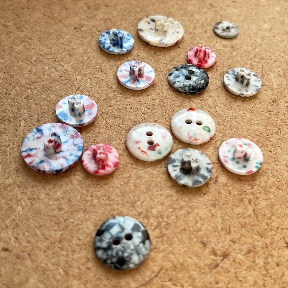 Colorful Speckled Buttons Set - Picture 4 of 4